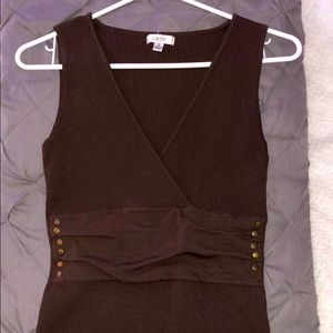 Cache ribbed sleeveless top with riveting Sz S